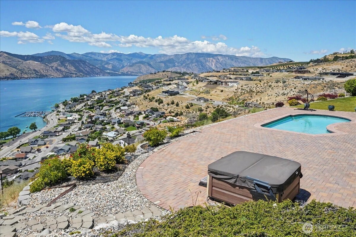 333 Highpoint Place Chelan, WA 98816 - Photo 15 of 40