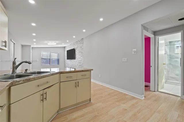 $215,000 | 5305 Northwest 202nd Terrace, Miami Gardens, FL 33055