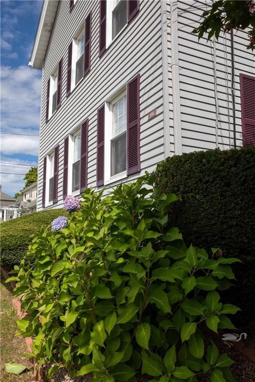 191 High Street Westerly, RI 02891 - Photo 4 of 40