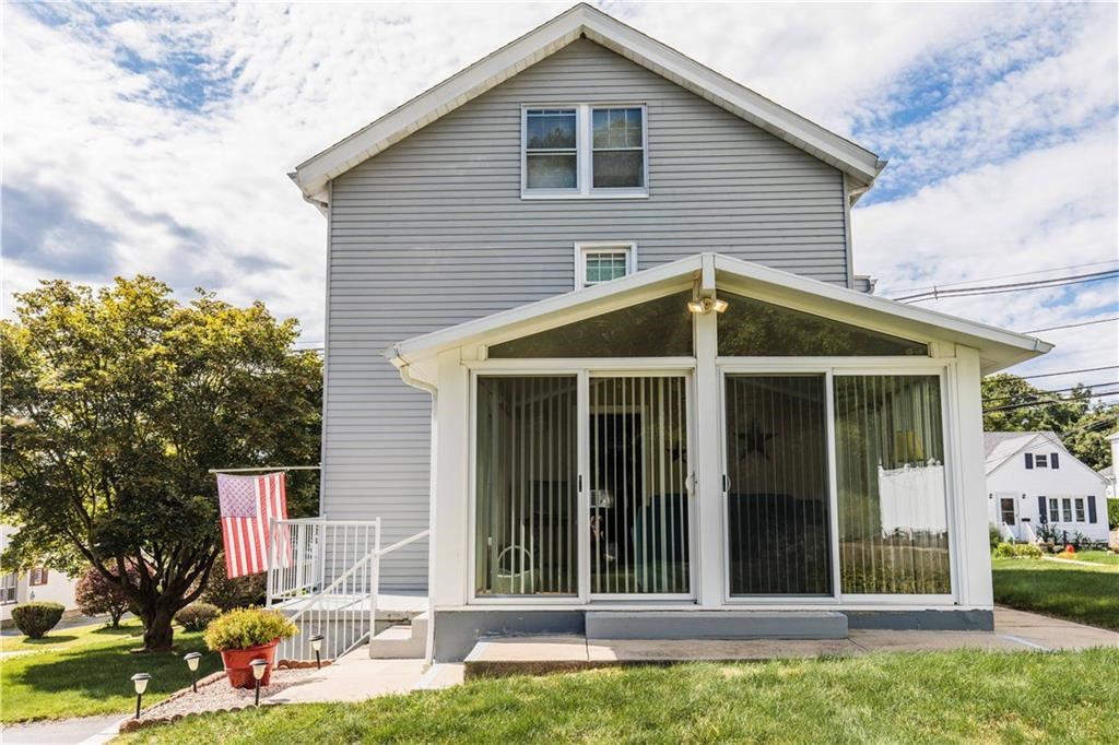 191 High Street Westerly, RI 02891 - Photo 9 of 40