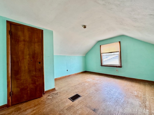 4733 Curtis Drive Springfield, OH 45503 - Photo 30 of 50 This cozy attic room provides a versatile space ready for your personal touch and creativity.