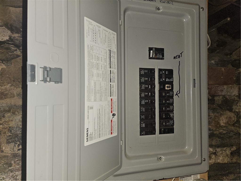 323 Clifford Avenue Rochester, NY 14621 - Photo 14 of 18