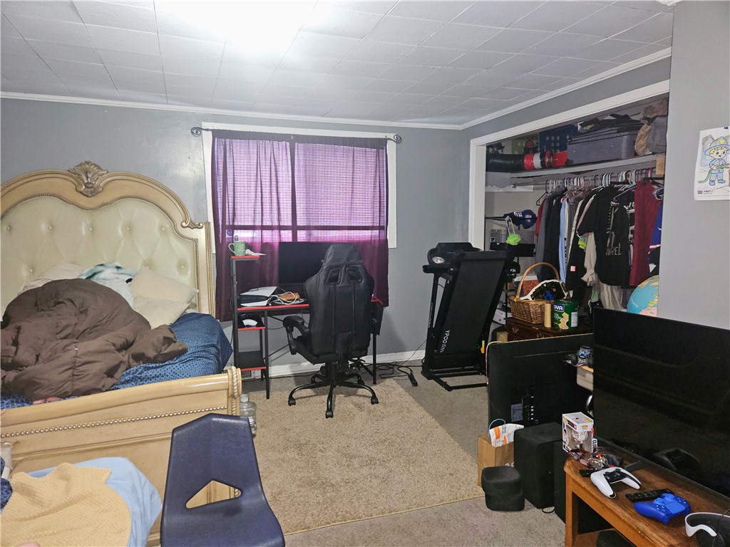 323 Clifford Avenue Rochester, NY 14621 - Photo 4 of 18