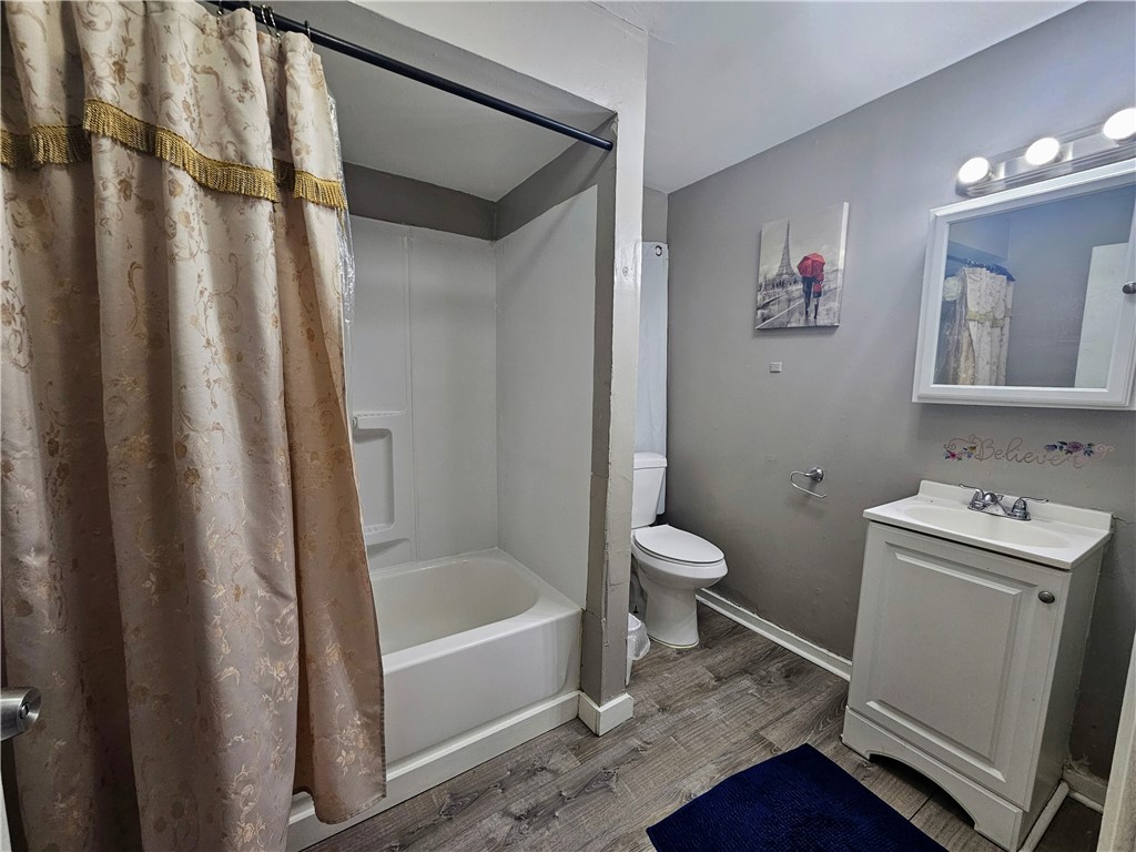 323 Clifford Avenue Rochester, NY 14621 - Photo 5 of 18