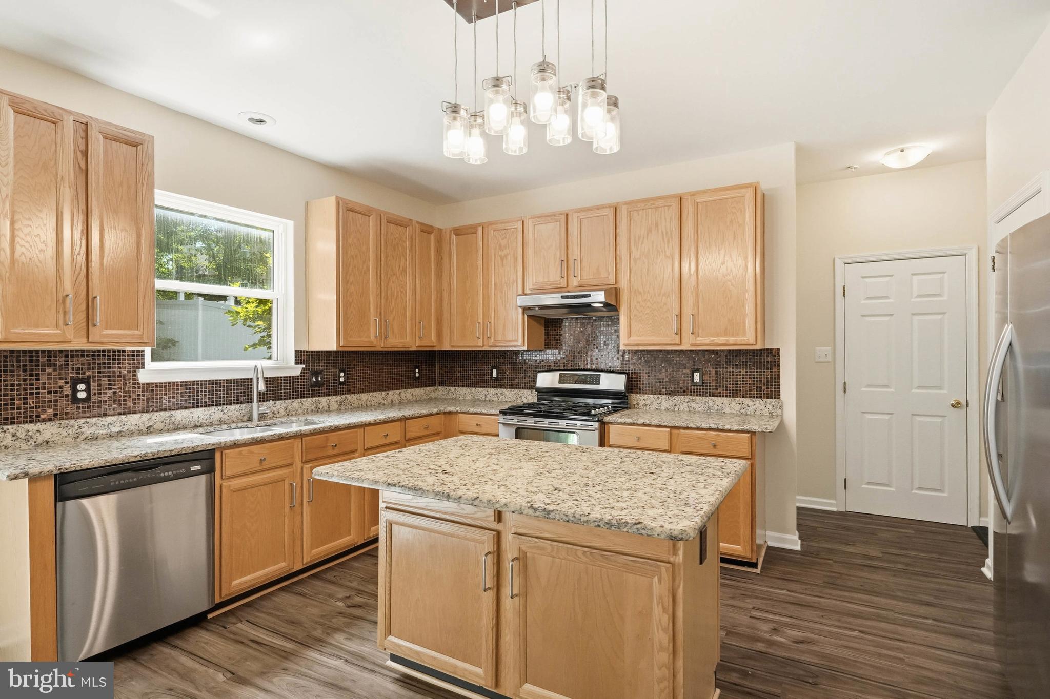 12203 Armat Court Laurel, MD 20708 - Photo 15 of 50 Kitchen
