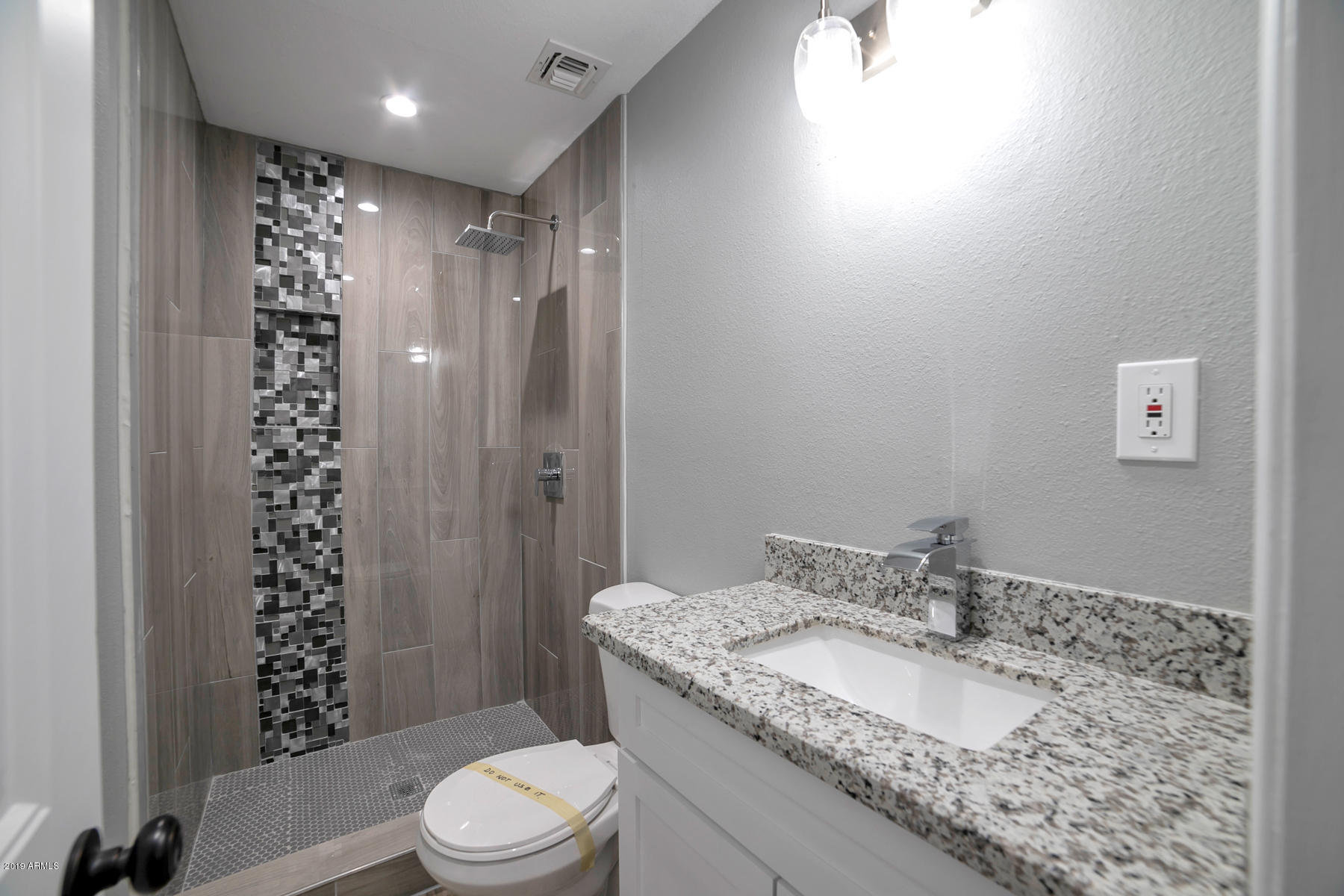 5618 West Berkeley Road Phoenix, AZ 85035 - Photo 17 of 30 MP_Order_56482_020119_10