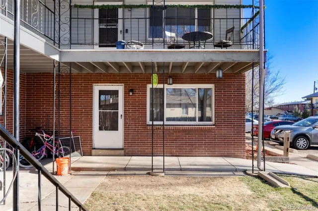 $1,050,000 | 8967 West 54th Place, Arvada, CO 80002