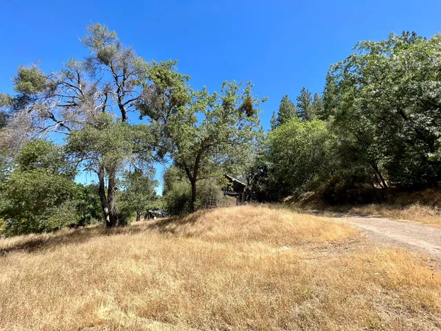 $225,000 | 3090 Omo Ranch Road, Somerset, CA 95684