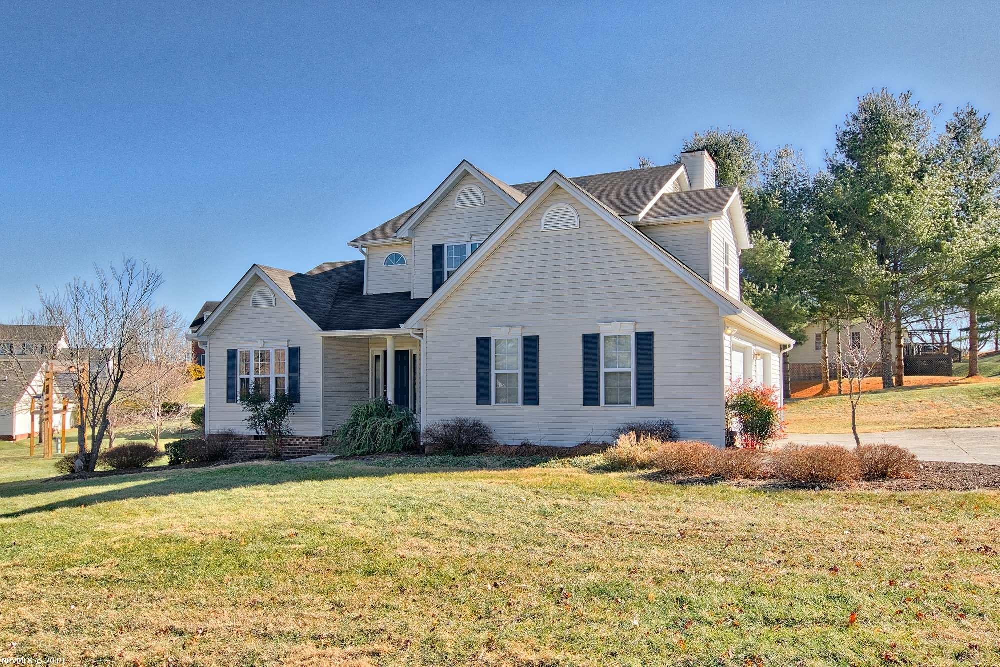 503 Meadow Ridge Radford, VA 24141 - Photo 2 of 52 Gallery Image 2