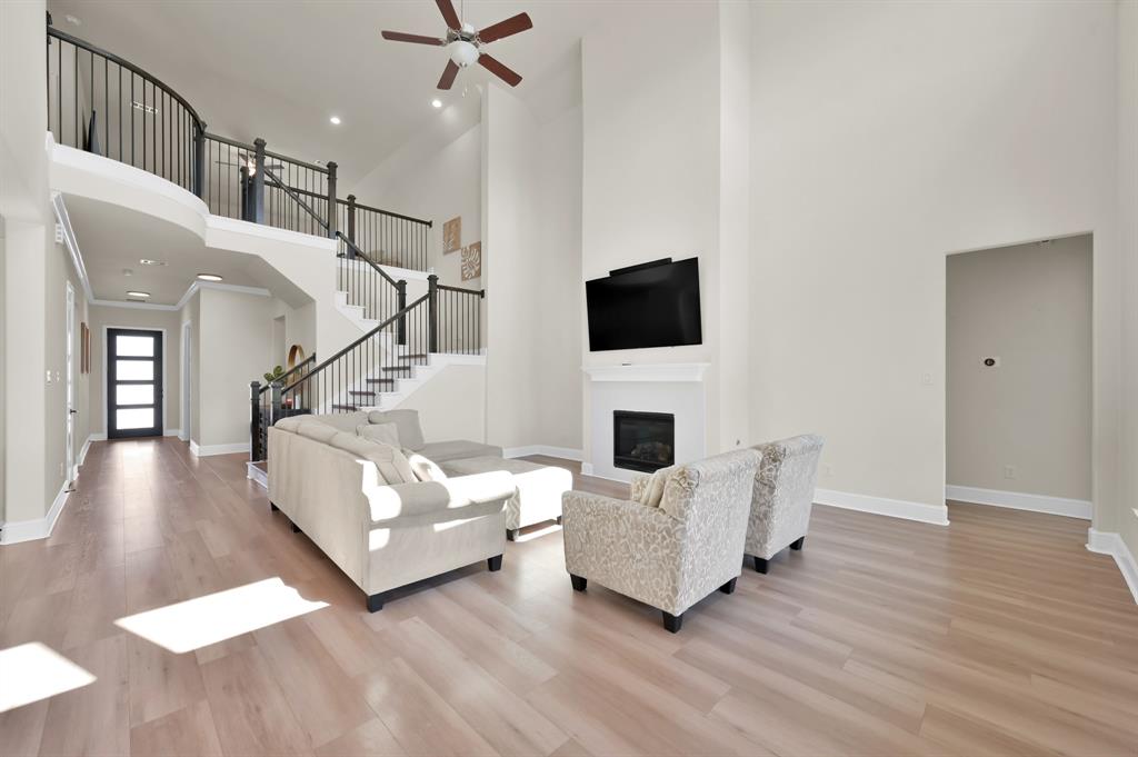 10640 Red Tail Place Conroe, TX 77385 - Photo 1 of 50