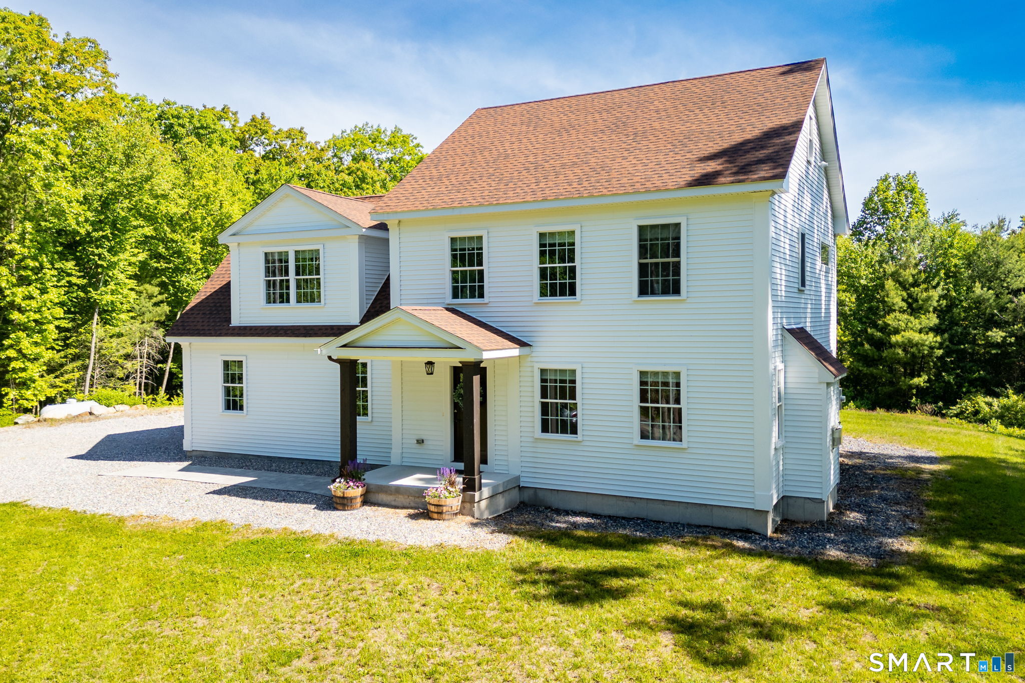 86 Winchester Road New Hartford, CT 06057 - Photo 3 of 32