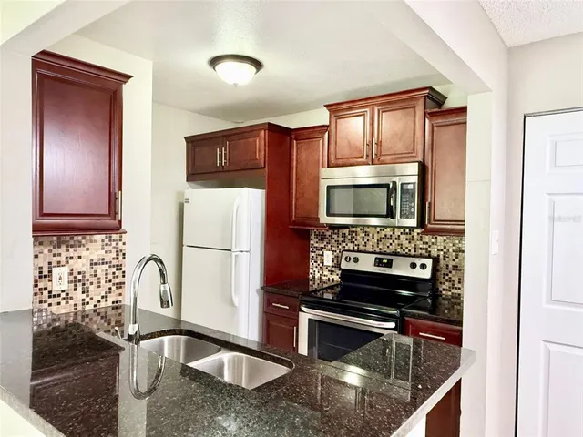$1,495 | 3846 Bay Club Circle, Unit 104, Kissimmee, FL 34741