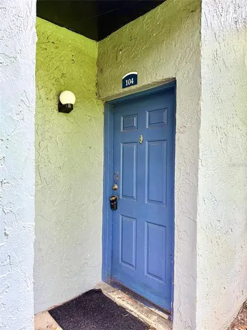 $1,495 | 3846 Bay Club Circle, Unit 104, Kissimmee, FL 34741