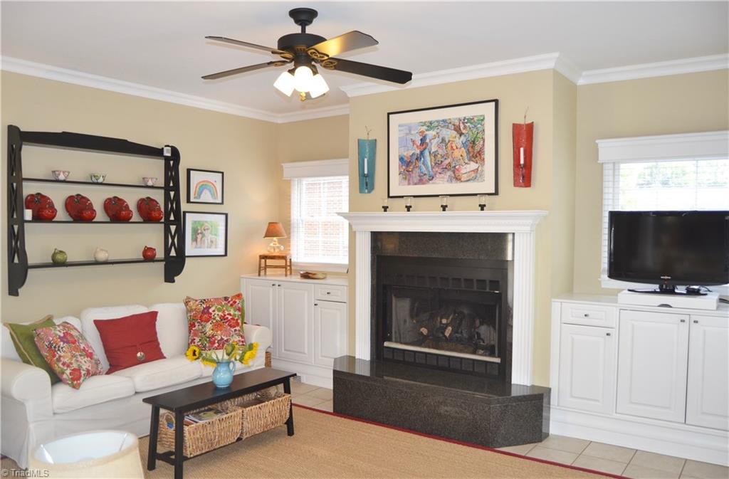 428 North Hawthorne Road Winston-Salem, NC 27104 - Photo 11 of 30 Gas Fireplace - 428 N Hawthorne Rd