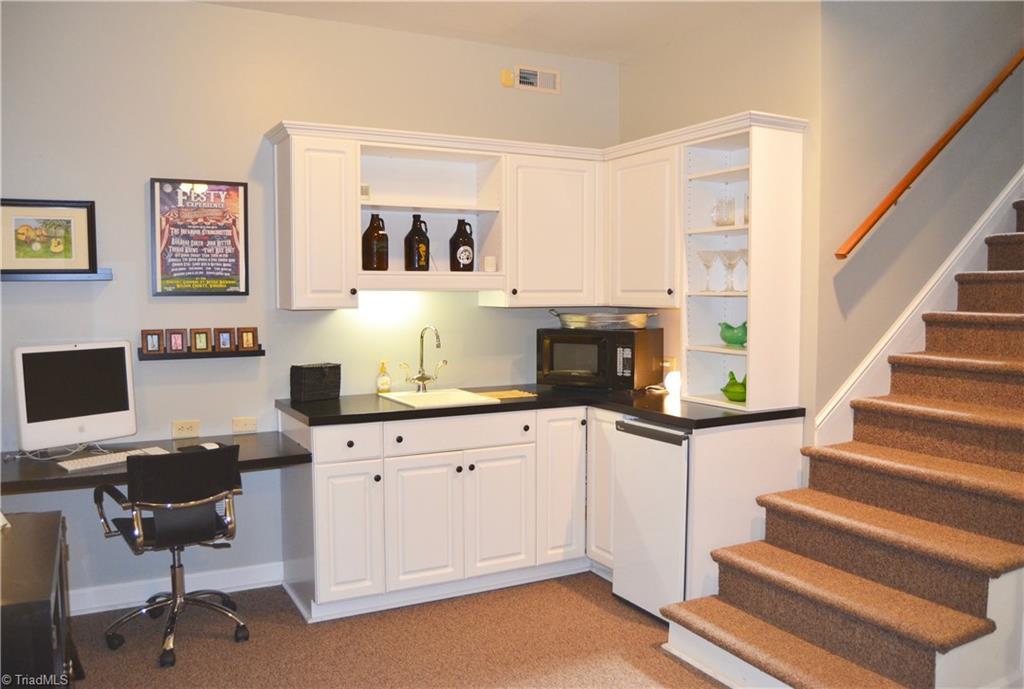 428 North Hawthorne Road Winston-Salem, NC 27104 - Photo 23 of 30 Finished Basement - 428 N Hawthorne Rd