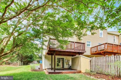 $560,000 | 14738 Grobie Pond Lane, Centreville, VA 20120