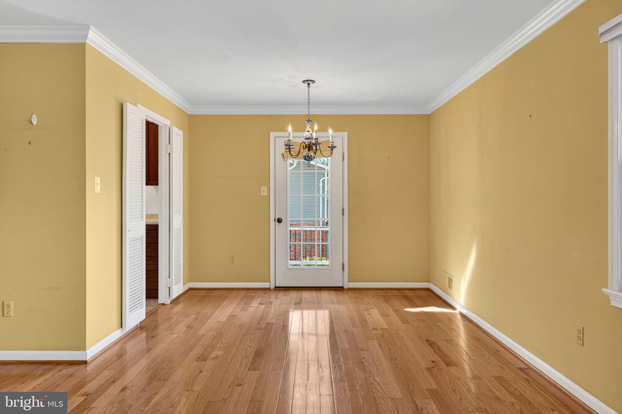 7510 Roxbury Avenue Manassas, VA 20109 - Photo 12 of 68