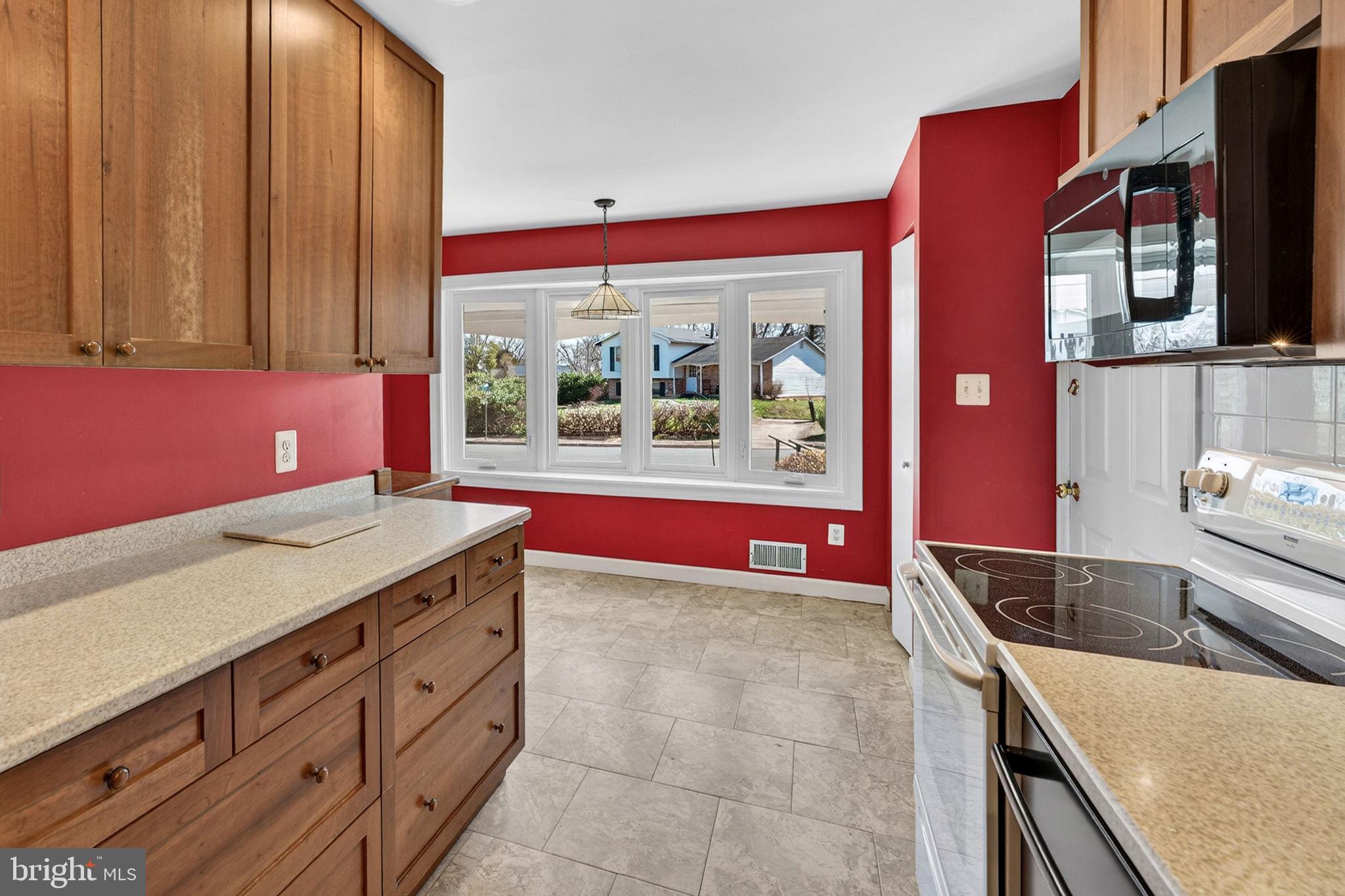 7510 Roxbury Avenue Manassas, VA 20109 - Photo 16 of 68