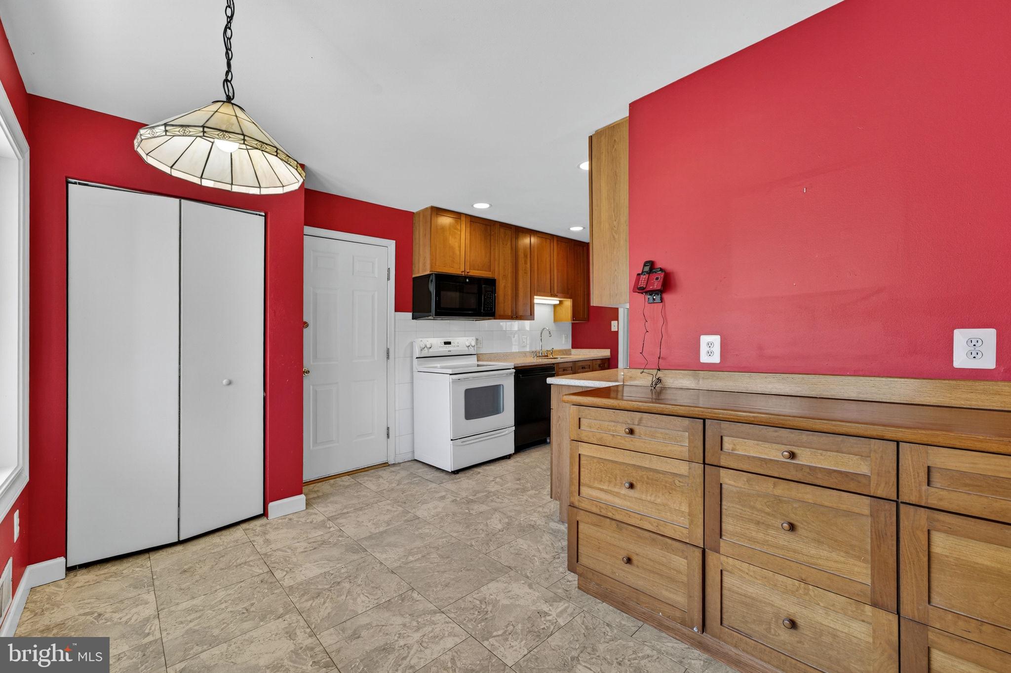 7510 Roxbury Avenue Manassas, VA 20109 - Photo 22 of 68