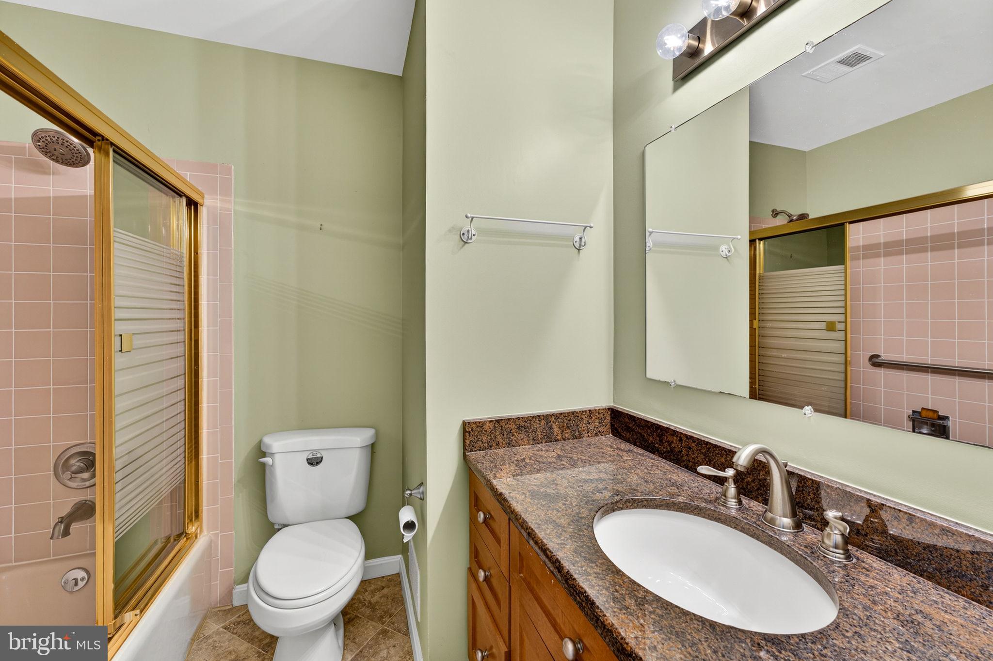 7510 Roxbury Avenue Manassas, VA 20109 - Photo 23 of 68