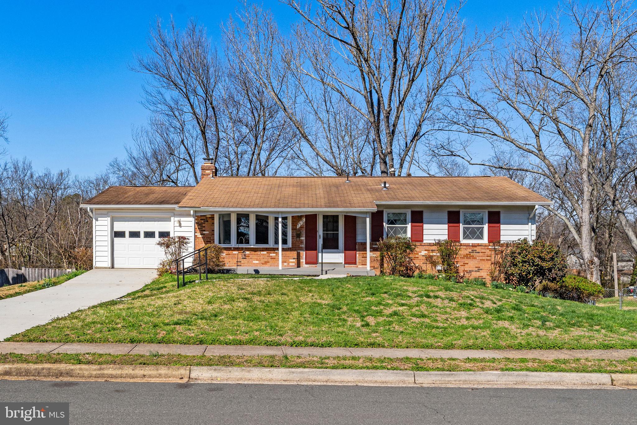 7510 Roxbury Avenue Manassas, VA 20109 - Photo 3 of 68