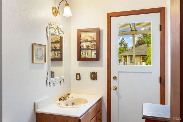 $2,150,000 | 105 Serres Drive, Sonoma, CA 95476