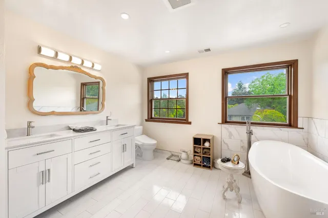 $2,150,000 | 105 Serres Drive, Sonoma, CA 95476