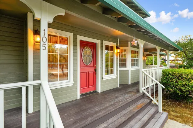 $2,150,000 | 105 Serres Drive, Sonoma, CA 95476