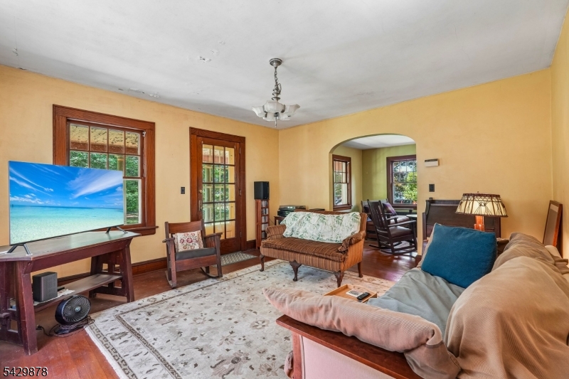 16 Silverthorne Road High Bridge, NJ 08829 - Photo 6 of 50
