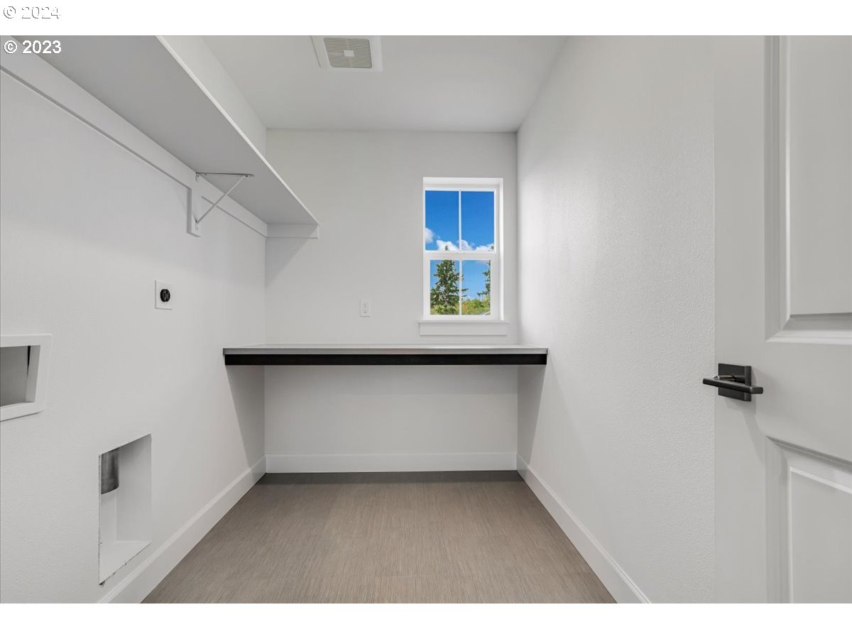 17127 Southwest Kalapuya Lane Sherwood, OR 97140 - Photo 17 of 18 a view of an empty room