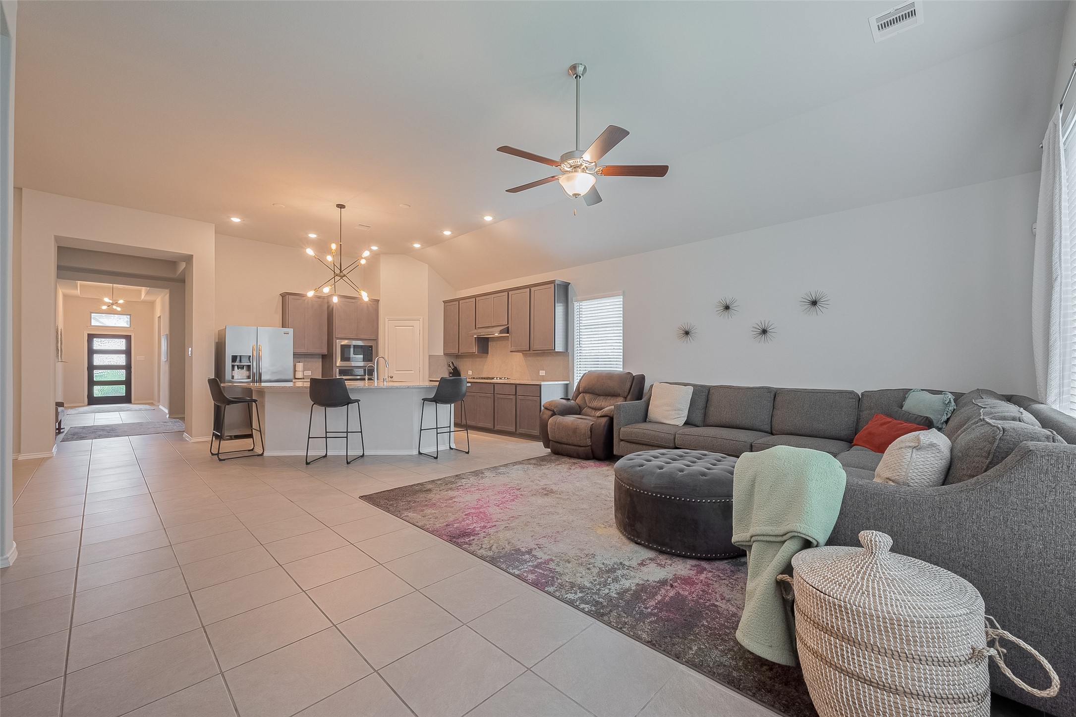 25446 Fossa Drive Tomball, TX 77375 - Photo 9 of 29 a living room with furniture