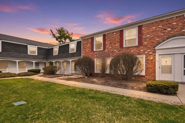 $279,900 | 41 Jamestown Drive, Unit 41, Springfield, MA 01108