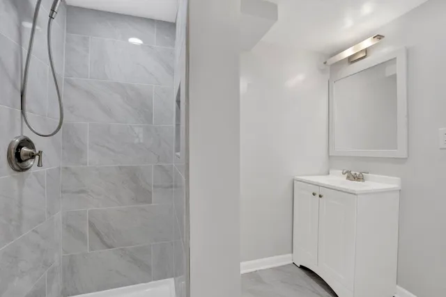 $255,000 | 7825 South Ingleside Avenue, Chicago, IL 60619