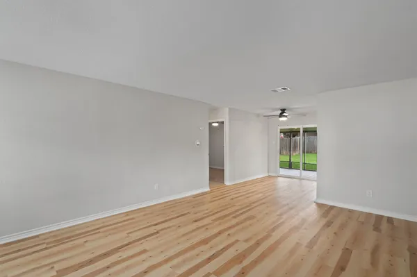 $2,100 | 2532 Chaparral Trail, Austin, TX 78744