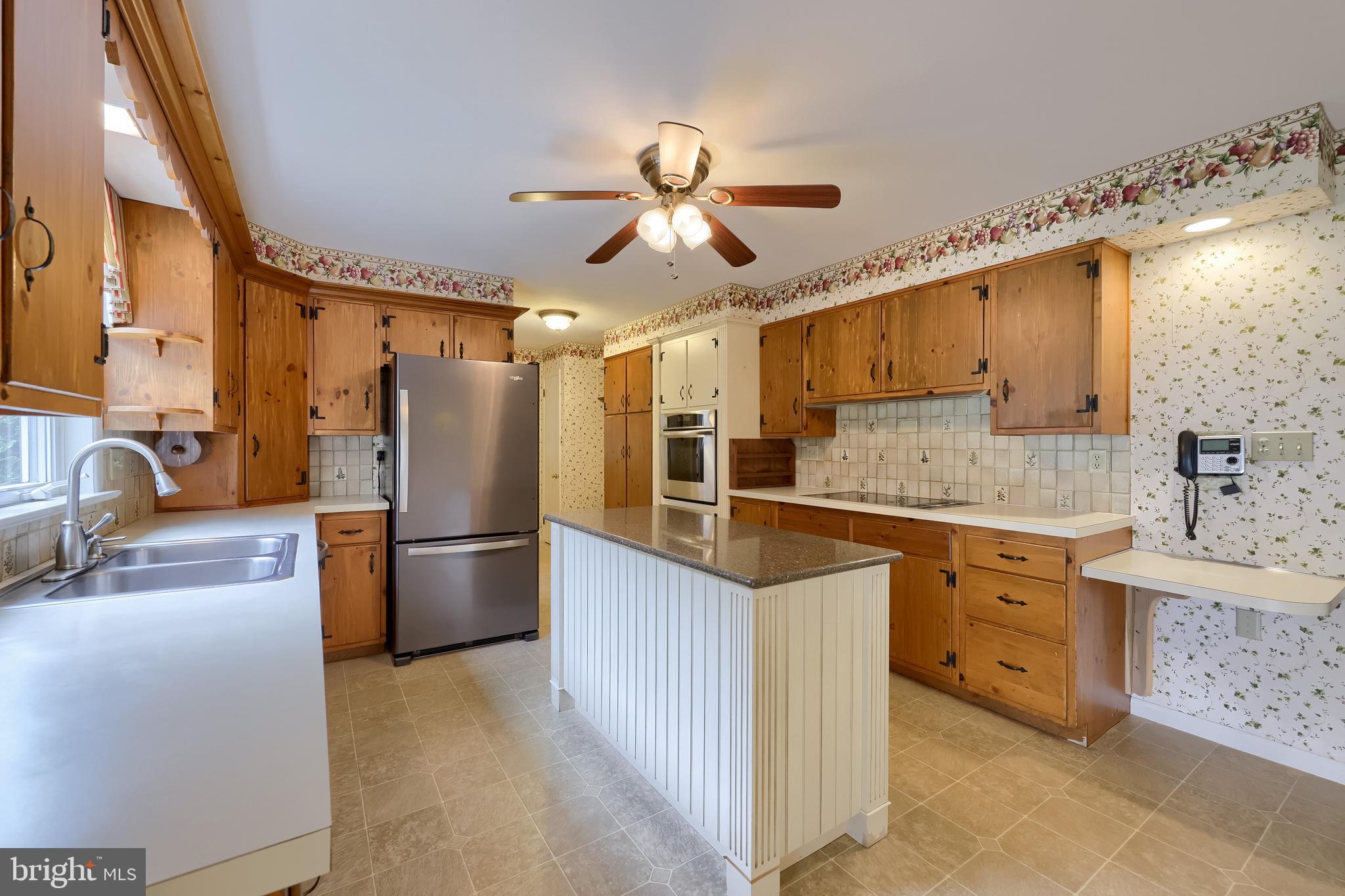 210 Stevens Road Stevens, PA 17578 - Photo 11 of 89 Kitchen