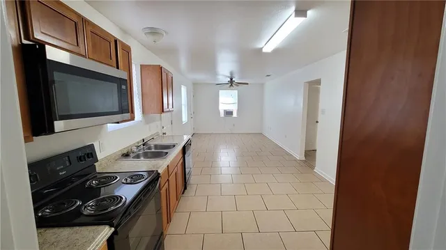 $1,400 | 204 5th Street, Chalmette, LA 70043