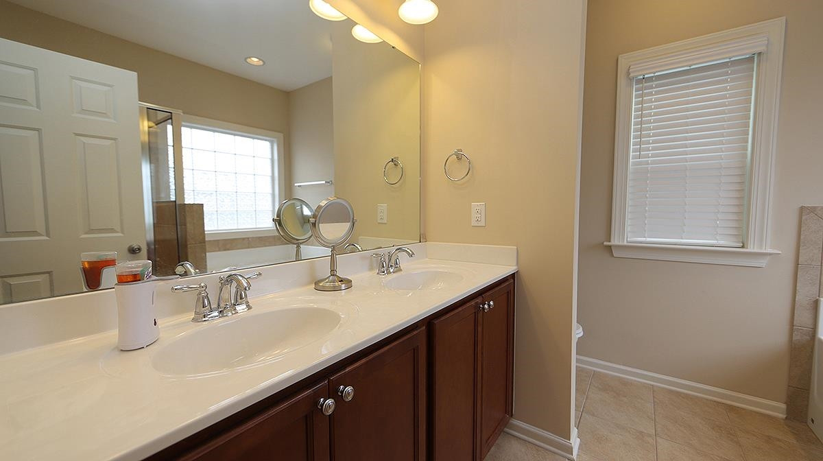 1147 Chapanoke Road Raleigh, NC 27603 - Photo 20 of 30 Master Bath/Spa