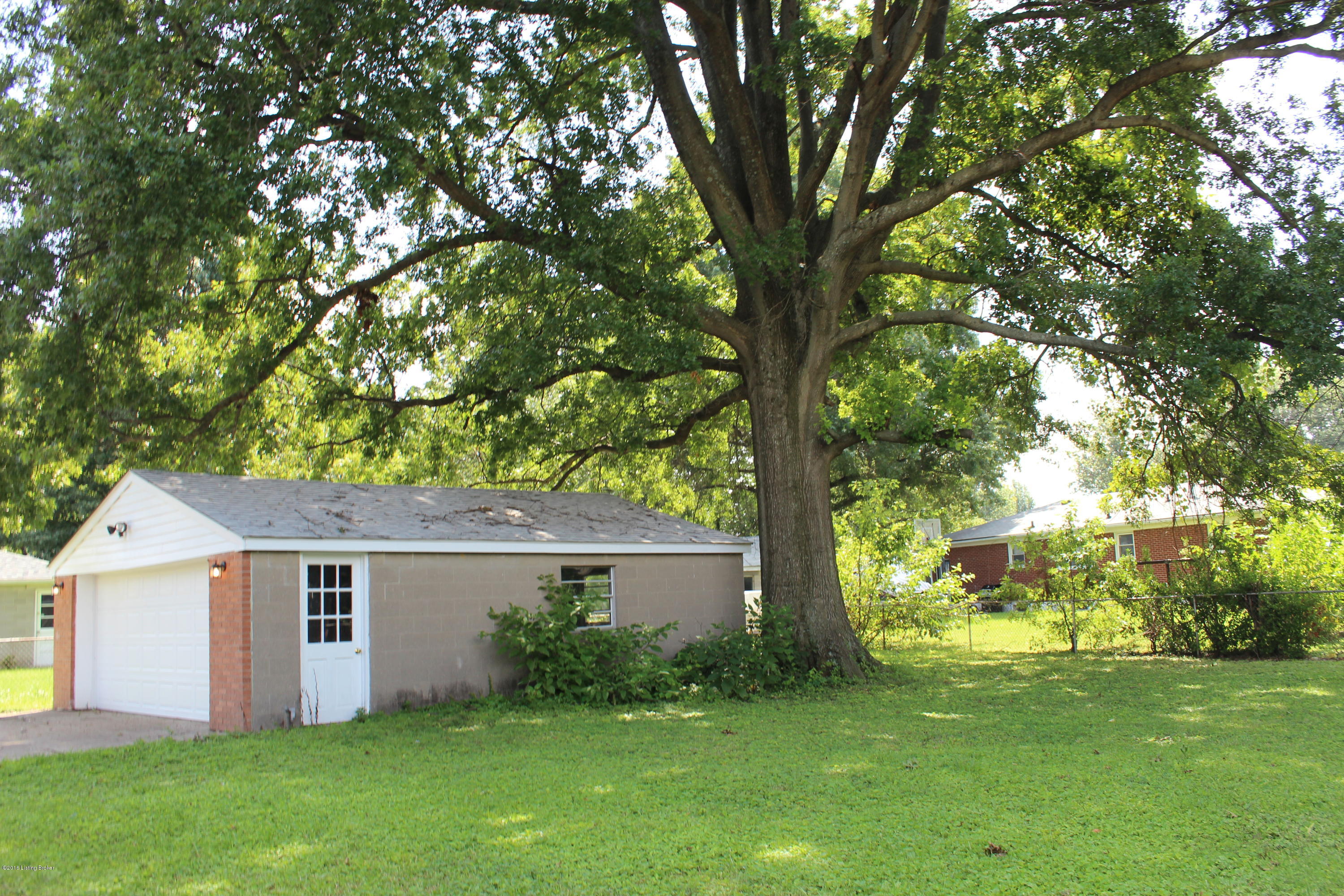 3104 Wayne Road Louisville, KY 40216 - Photo 26 of 32 IMG_0490_1