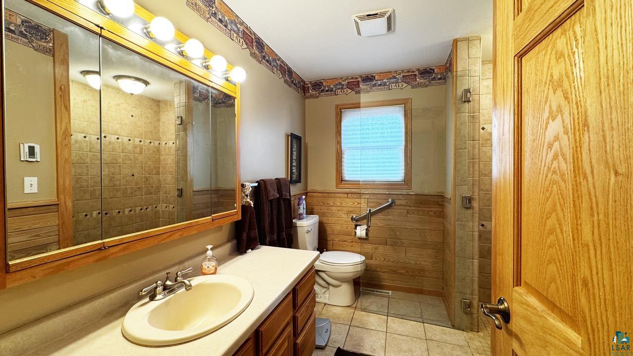 4475 Moccasin Point Road Tower, MN 55790 - Photo 9 of 44