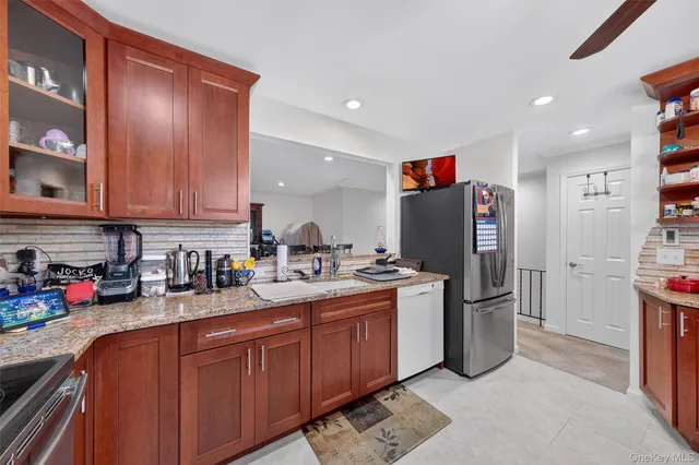 $315,000 | 3105 Village Drive, Brewster, NY 10509