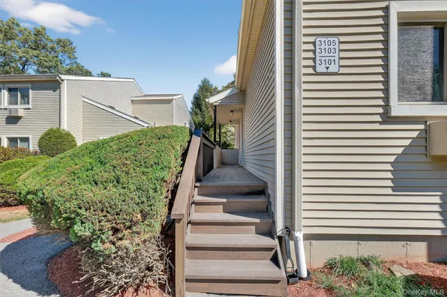 $315,000 | 3105 Village Drive, Brewster, NY 10509