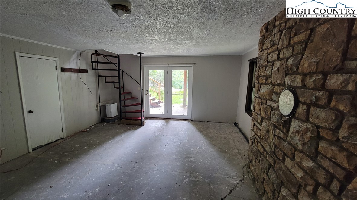 378 Homespun Hills Road Boone, NC 28607 - Photo 5 of 11 Gallery Image 5