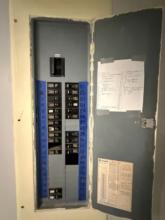 $289,500 | 256 York Street, Lyndon, VT 05851