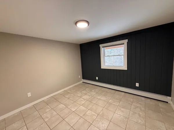 $289,500 | 256 York Street, Lyndon, VT 05851