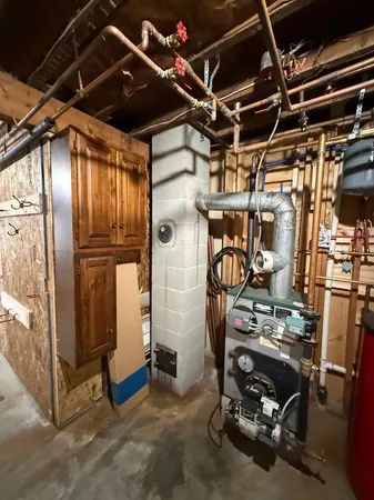 $289,500 | 256 York Street, Lyndon, VT 05851