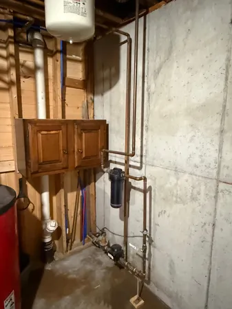 $289,500 | 256 York Street, Lyndon, VT 05851