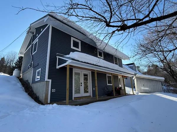 $289,500 | 256 York Street, Lyndon, VT 05851