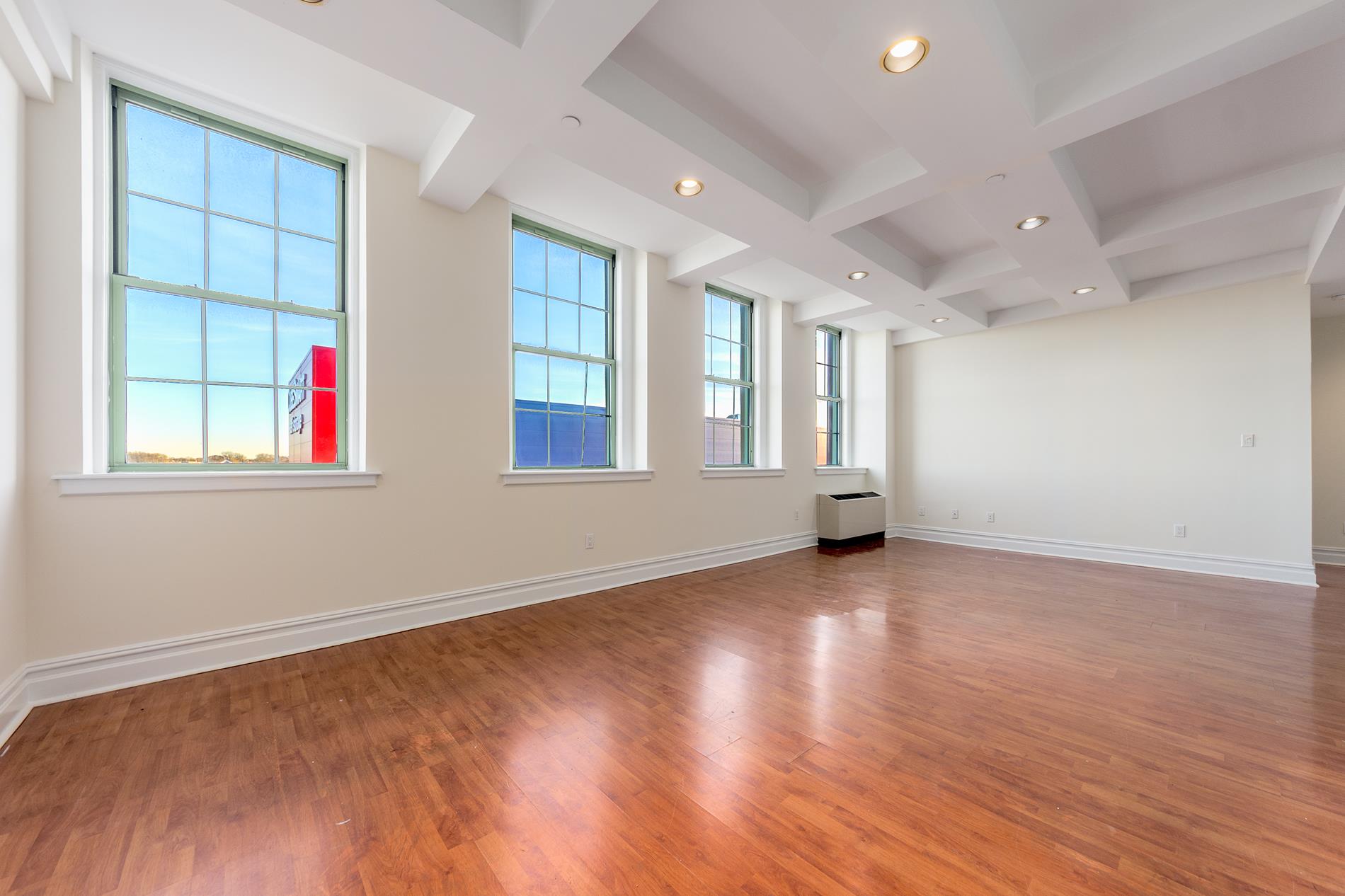 45-02 Ditmars Boulevard, Unit 328 Queens, NY 11105 - Photo 2 of 9