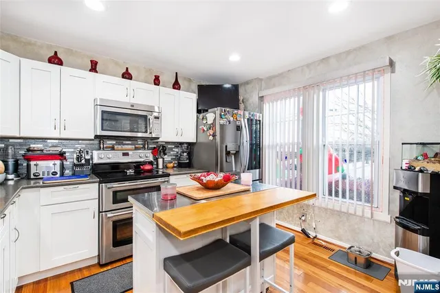 $465,000 | 180 William Street, Unit B, Belleville, NJ 07109