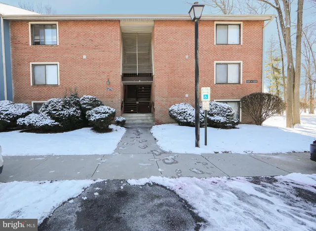 $189,900 | 125 Echelon Road, Voorhees, NJ 08043